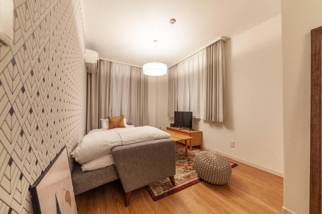Eldor Nishikoujiya Apartment Tokyo Exterior photo